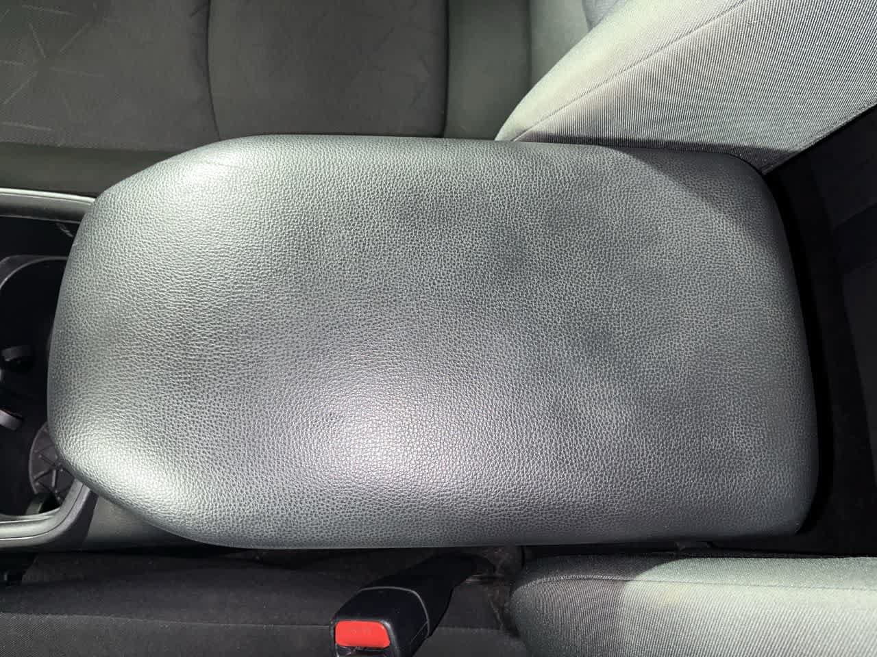 Used 2024 Toyota RAV4 XLE AWD/4WD image 22