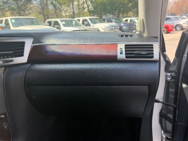 Used 2013 Lexus LX 570 4WD image 41