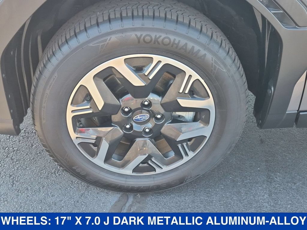 Used 2025 Subaru Forester Premium AWD/4WD image 10