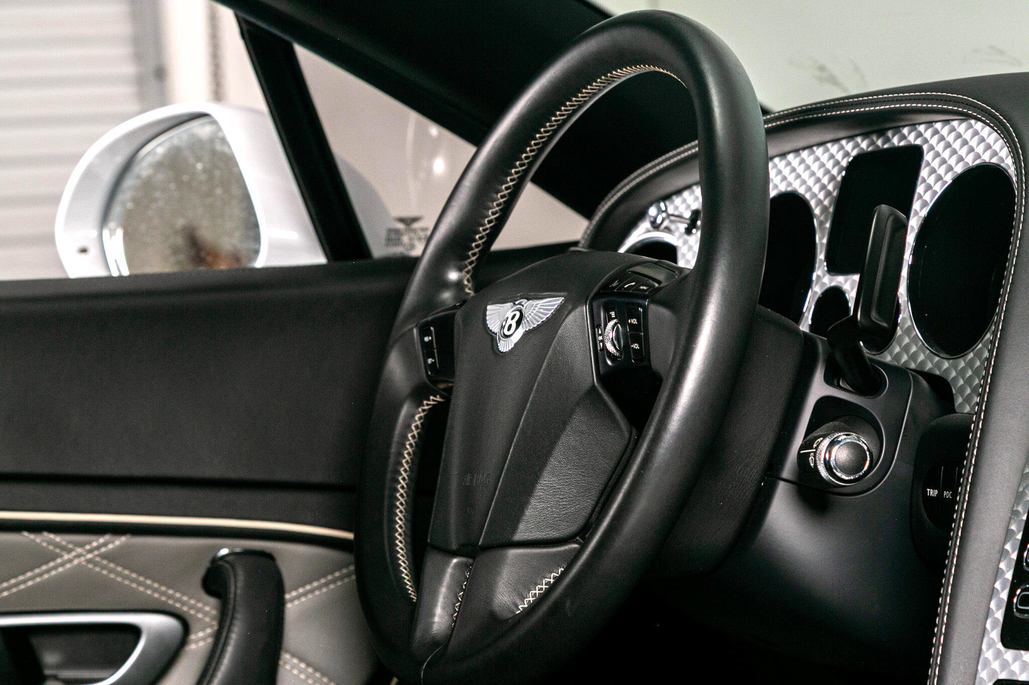 Used 2010 Bentley Continental GT image 29