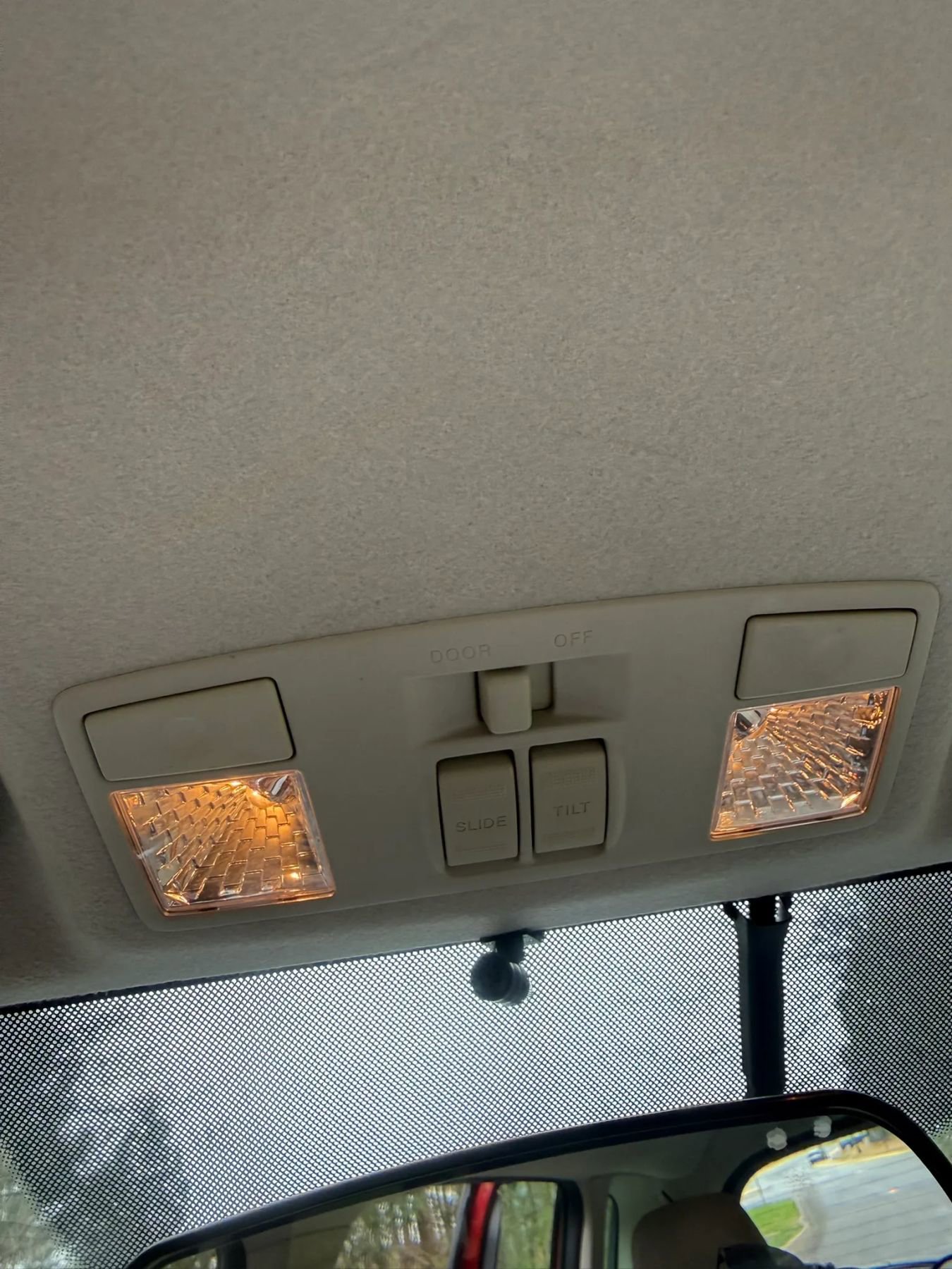 Used 2013 MAZDA MAZDA5 Grand Touring image 25