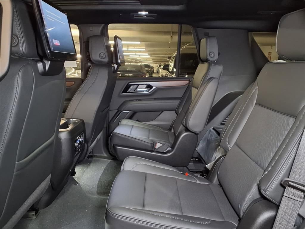 New 2026 GMC Yukon Denali w/ Denali Reserve Package image 12