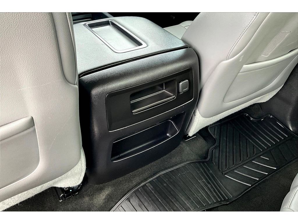 Used 2014 Chevrolet Silverado 1500 LTZ Z71 w/ LTZ Plus Package image 11