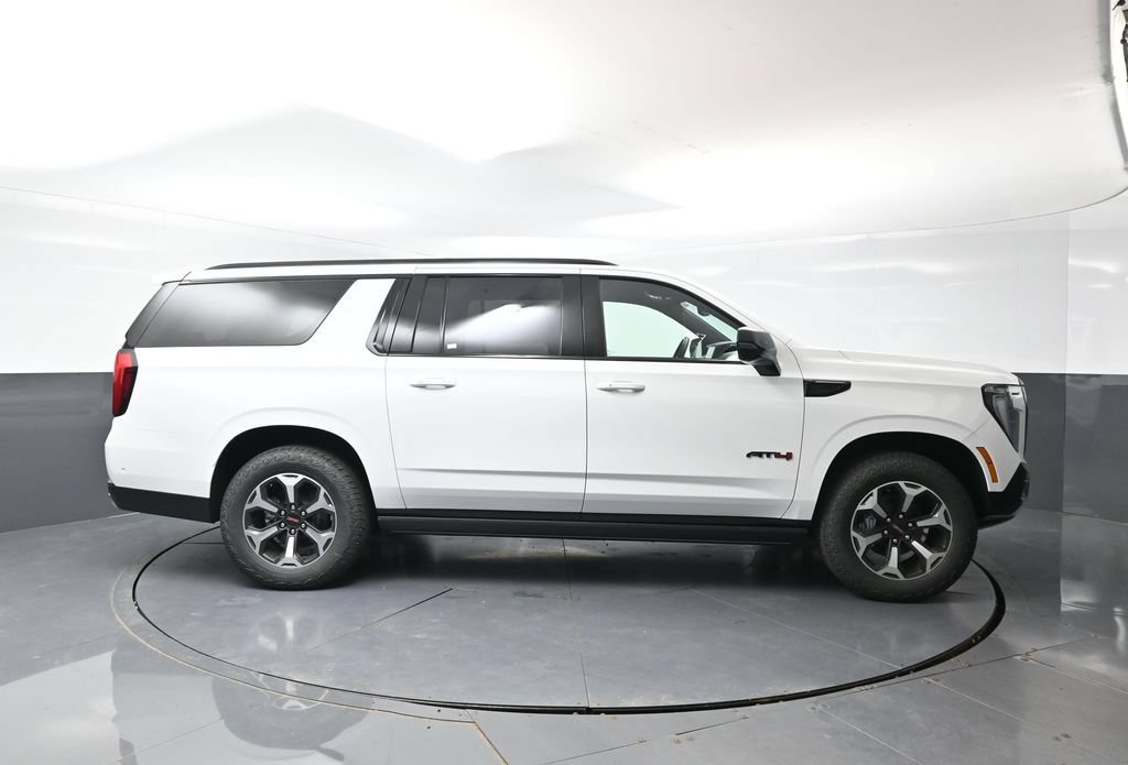 New 2026 GMC Yukon XL AT4 Ultimate AWD/4WD image 4