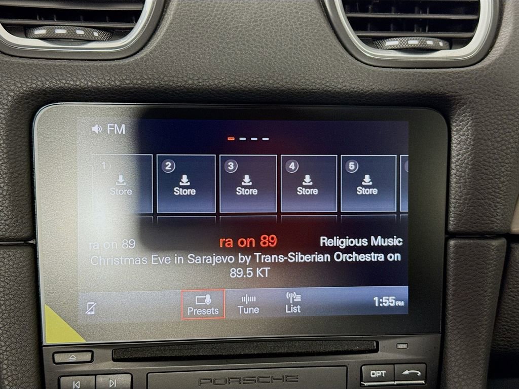 Used 2020 Porsche 718 Cayman GT4 image 14