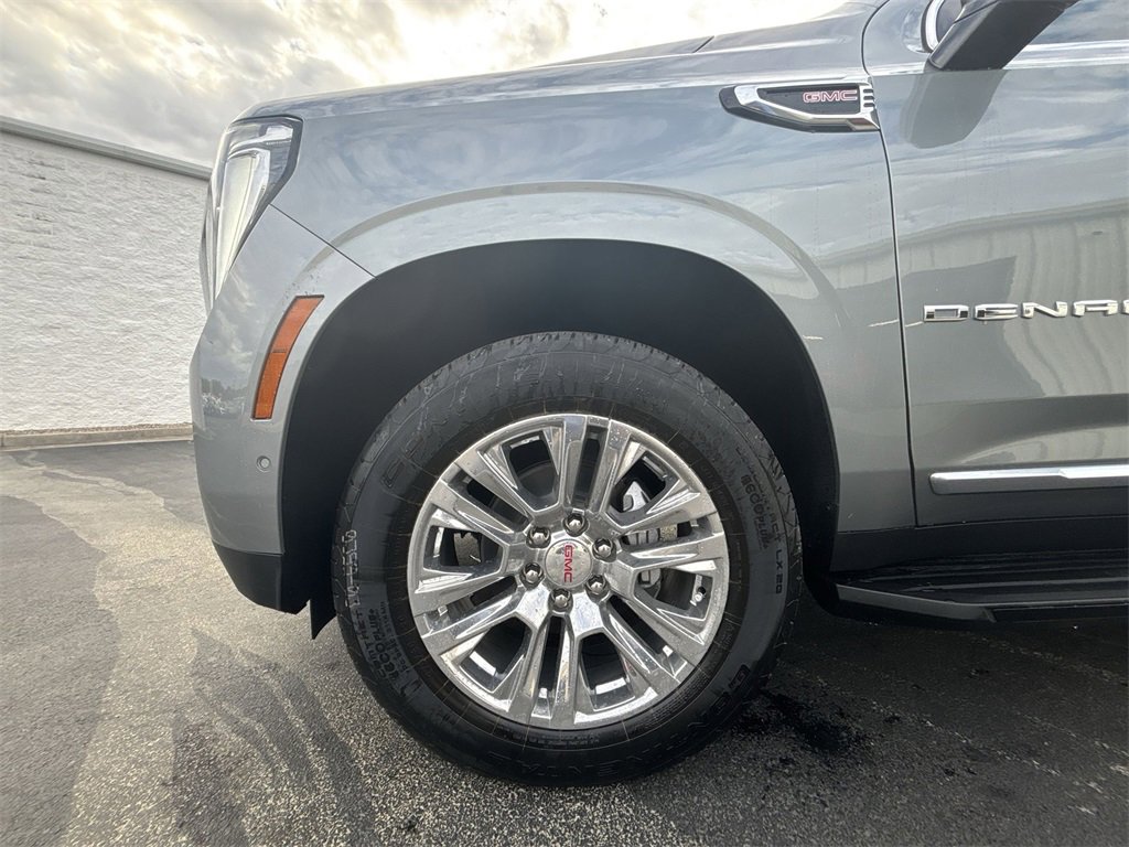 New 2026 GMC Yukon Denali w/ LPO, Floor Liner Package image 16