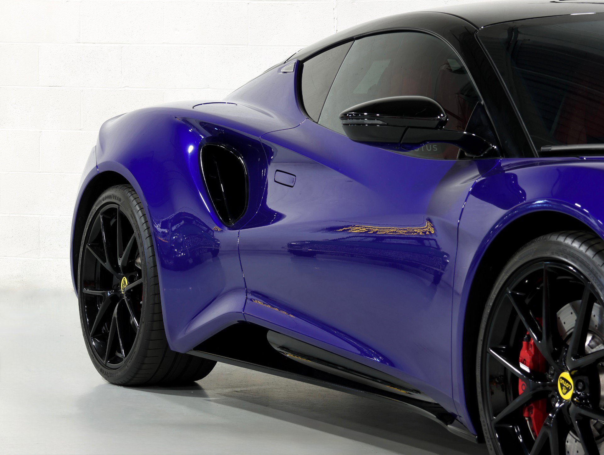 Used 2024 Lotus Emira First Edition RWD image 38