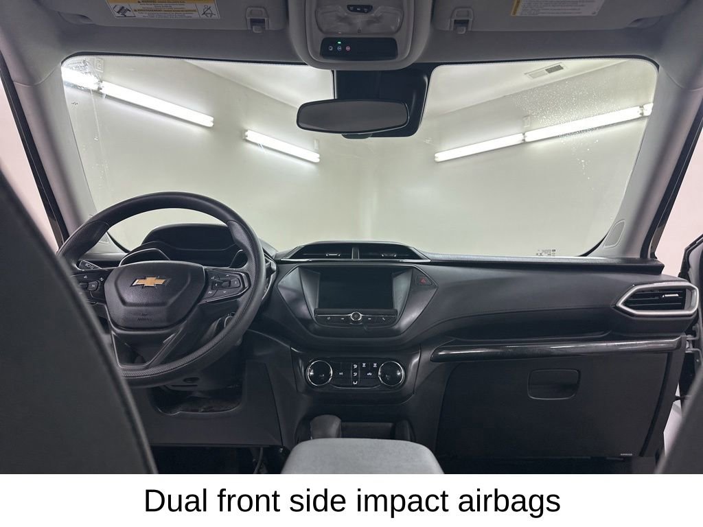 Used 2023 Chevrolet TrailBlazer LS FWD image 25