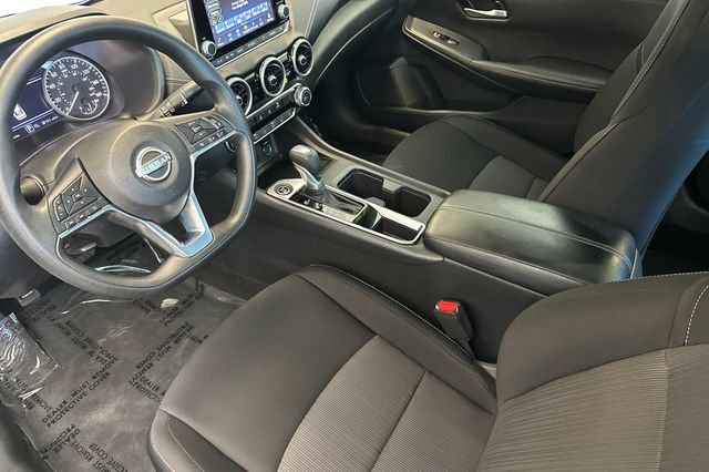 Used 2024 Nissan Sentra SV FWD image 11