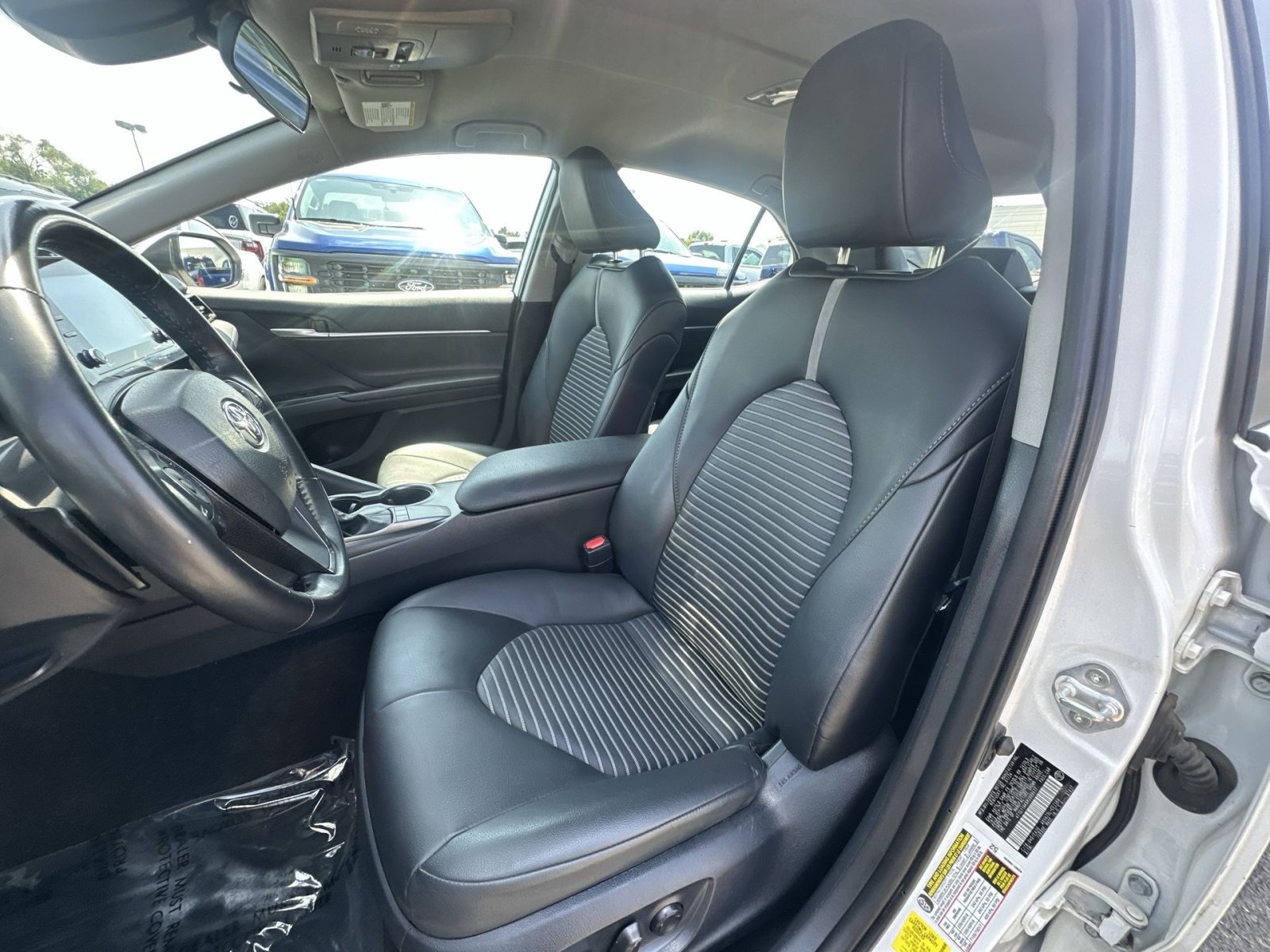 Used 2024 Toyota Camry SE FWD image 21