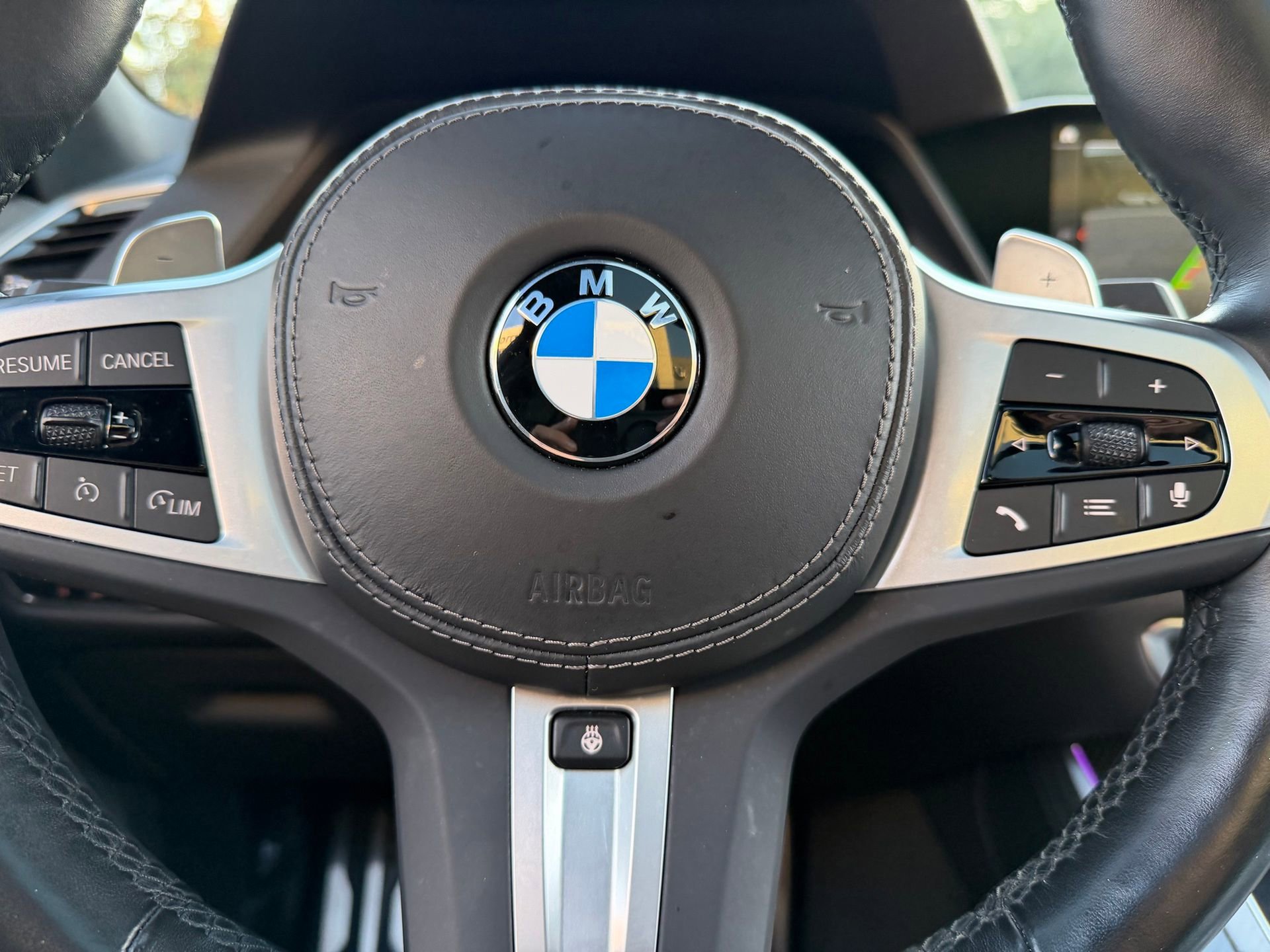 Used 2022 BMW X5 M50i w/ Premium Package image 50