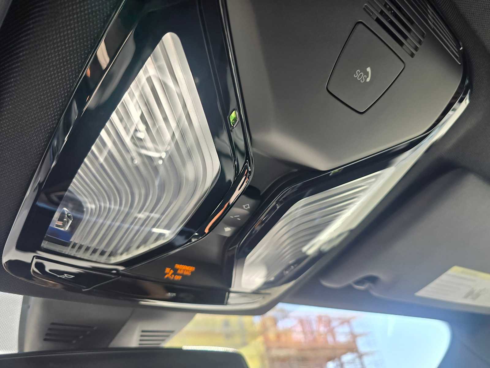 Used 2024 BMW 330i Sedan w/ Convenience Package image 33