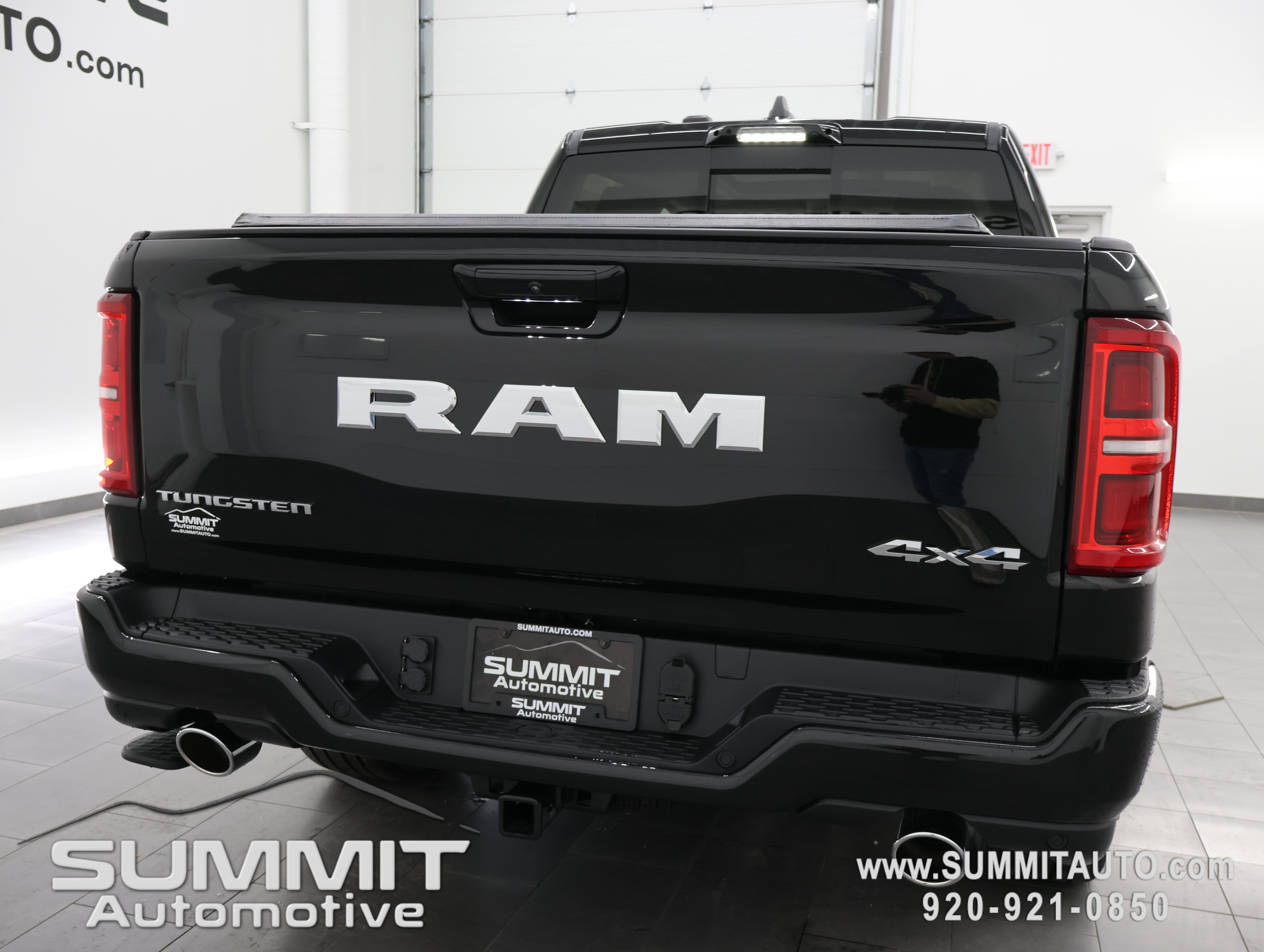 New 2027 RAM 1500 Tungsten w/ Bed Utility Group AWD/4WD image 32