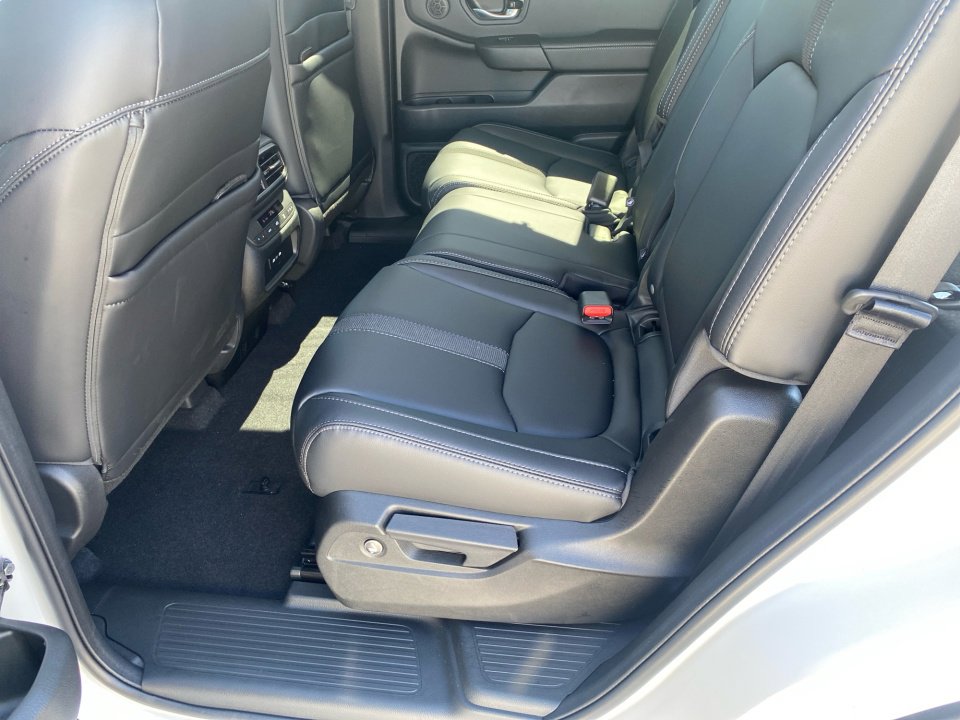 Certified 2025 Honda Pilot EX-L image 16