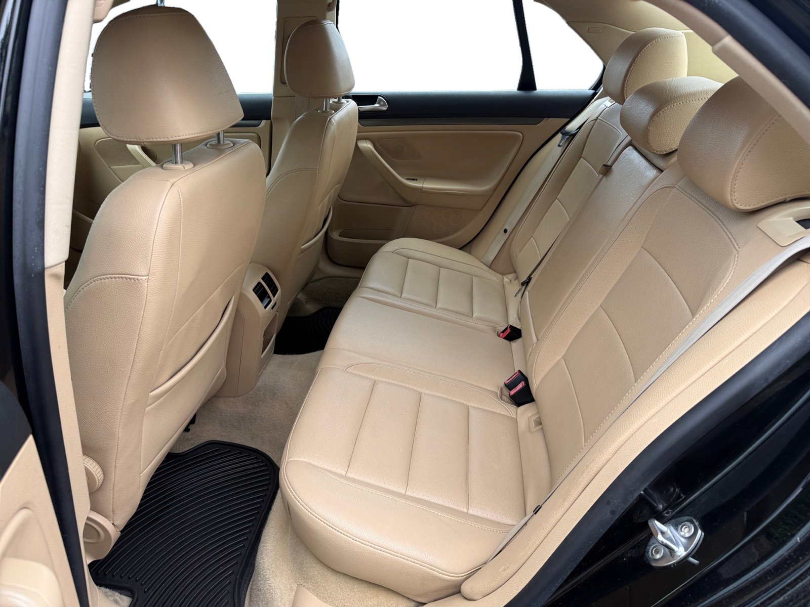 Used 2008 Volkswagen Jetta Sedan image 16