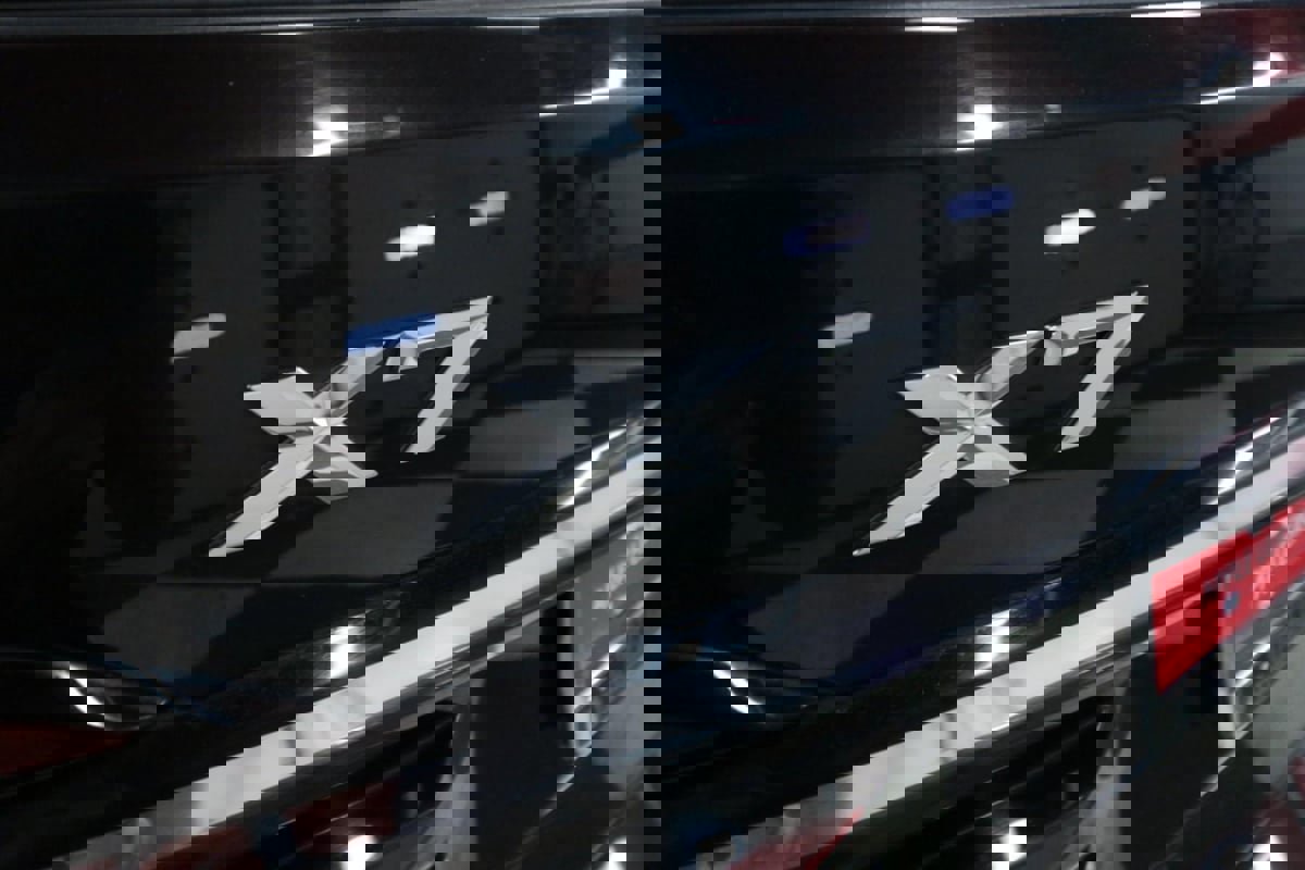 Used 2023 BMW X7 xDrive40i w/ Premium Package image 36