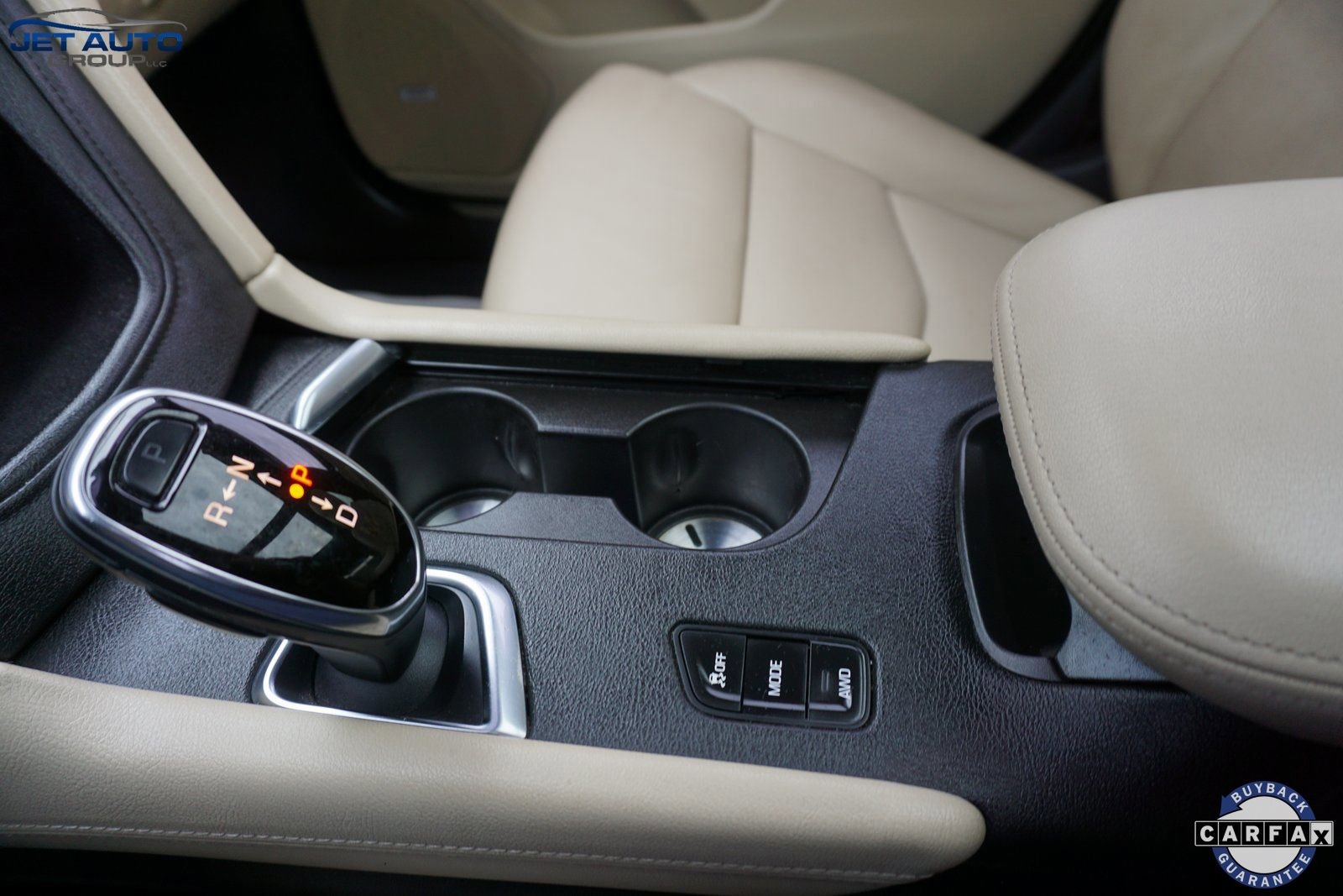 Used 2018 Cadillac XT5 Luxury w/ Driver Awareness Package image 38