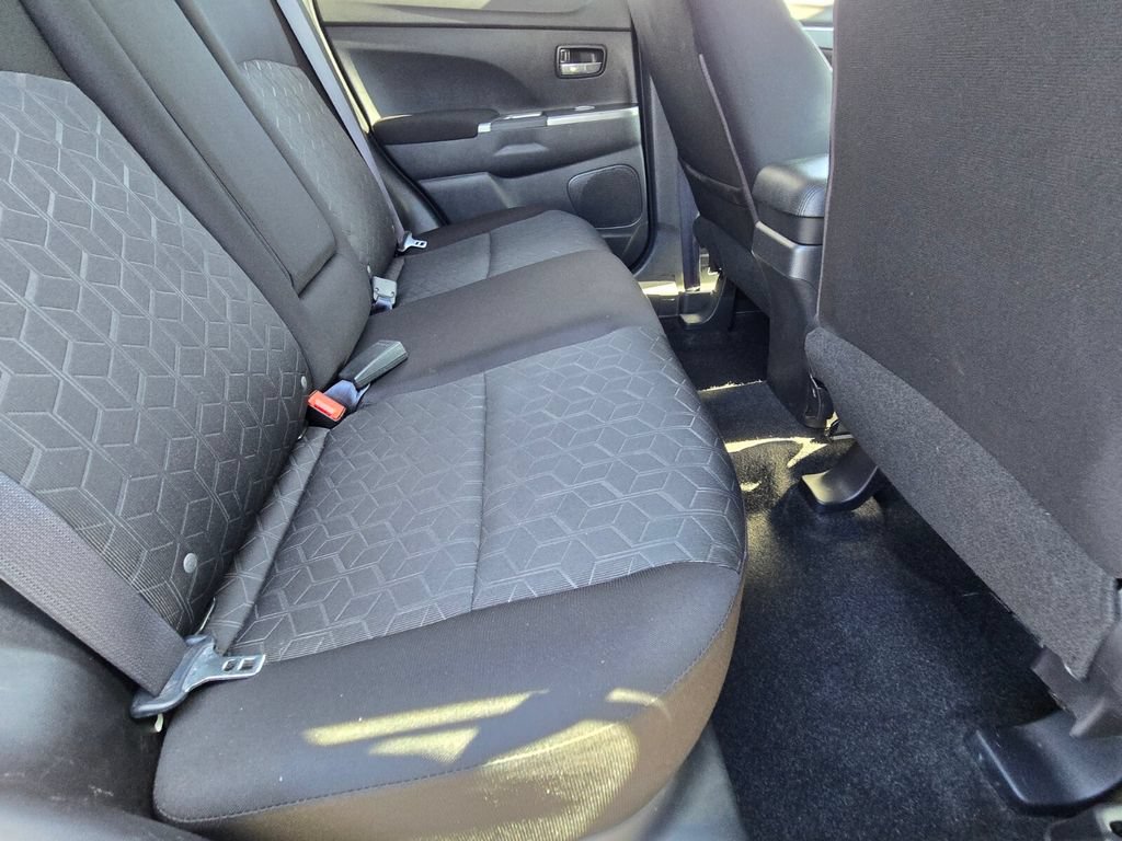 Used 2021 Mitsubishi Outlander Sport SE AWD/4WD image 14