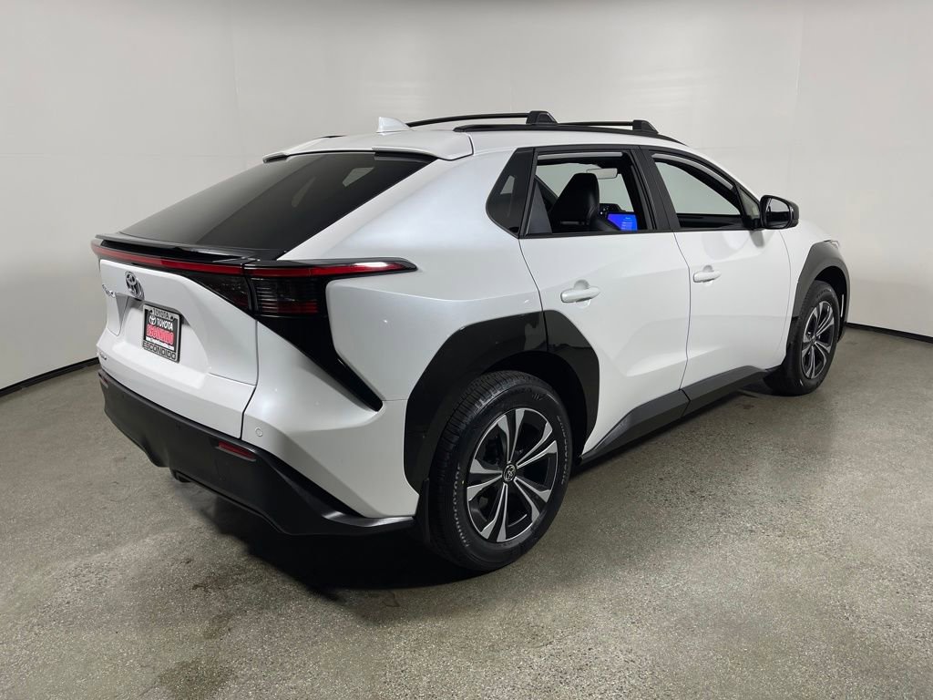 Certified 2025 Toyota bZ4X FWD image 3