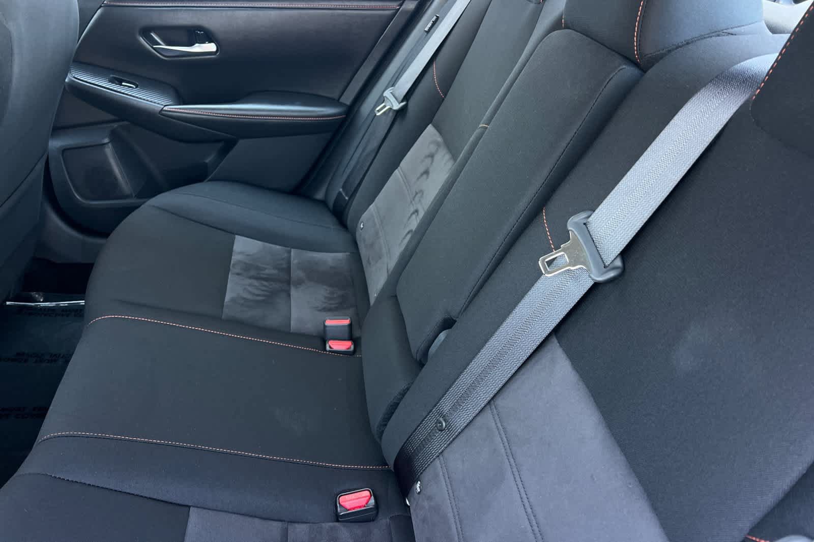 Certified 2025 Nissan Sentra SR FWD image 4