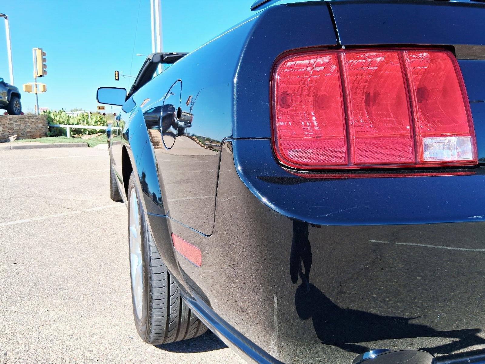 Used 2007 Ford Mustang GT RWD image 8