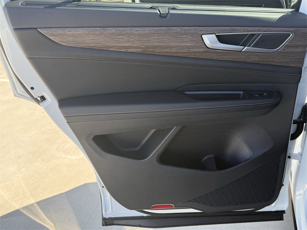 New 2026 Volkswagen Atlas SEL image 23