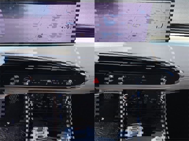 Used 2026 Genesis GV70 2.5T image 24