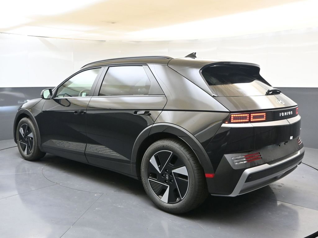 New 2025 Hyundai Ioniq 5 SEL image 3