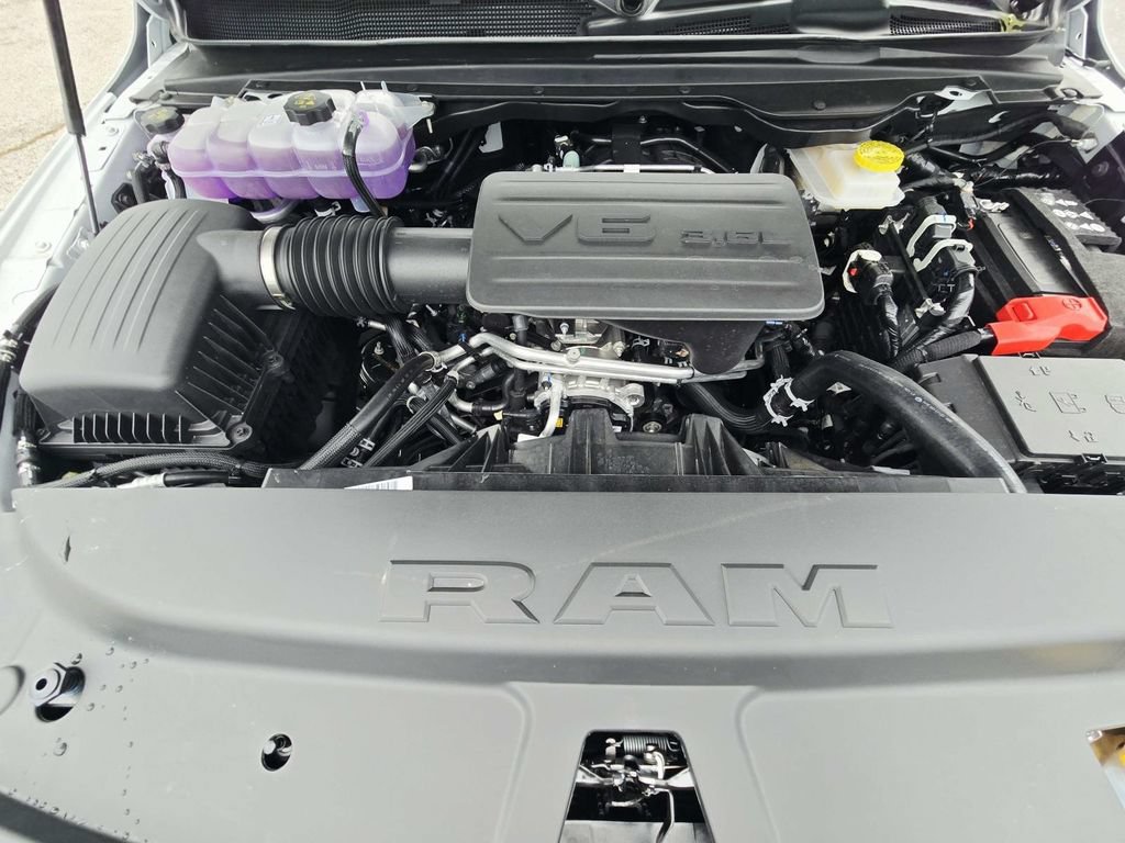 New 2026 RAM 1500 Express AWD/4WD image 14