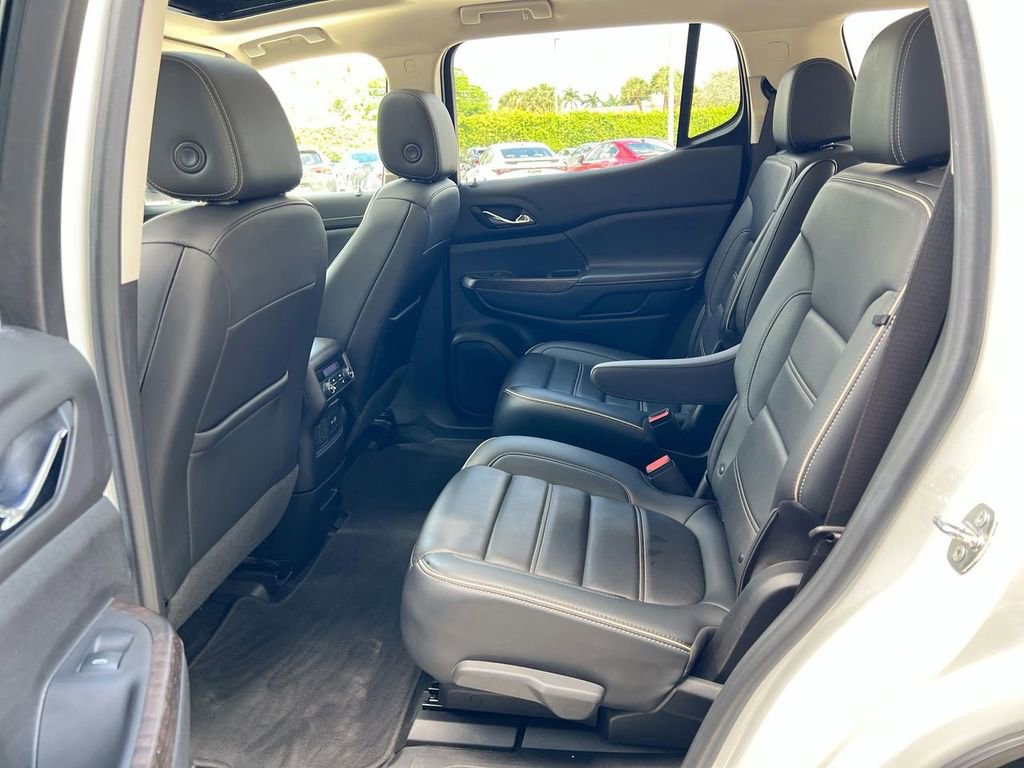 Used 2021 GMC Acadia Denali w/ Denali Technology Package FWD image 19