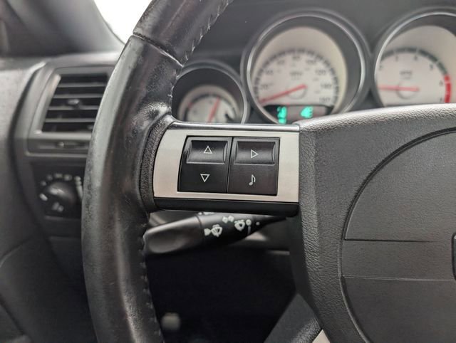 Used 2009 Dodge Challenger R/T image 11