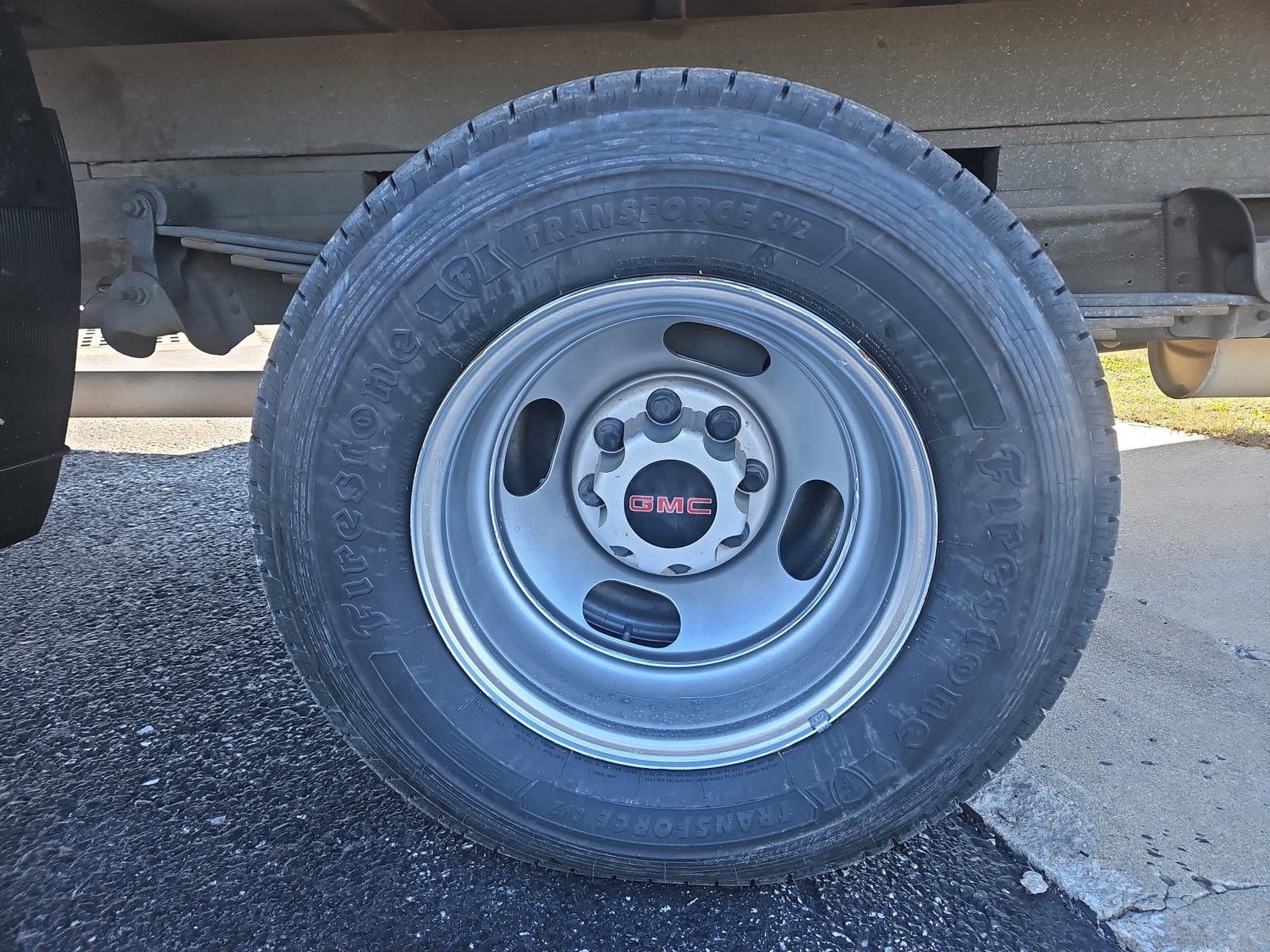Used 2020 GMC Savana 3500 Extended w/ Power Convenience Package RWD image 5