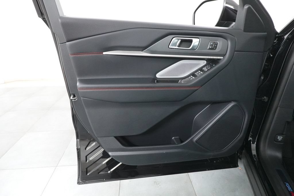 Used 2019 Ford E-450 and Econoline 450 Super Duty RWD image 7