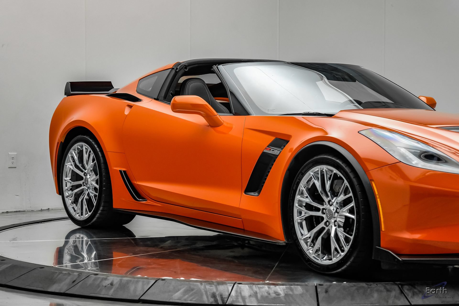 Used 2019 Chevrolet Corvette Z06 RWD image 32