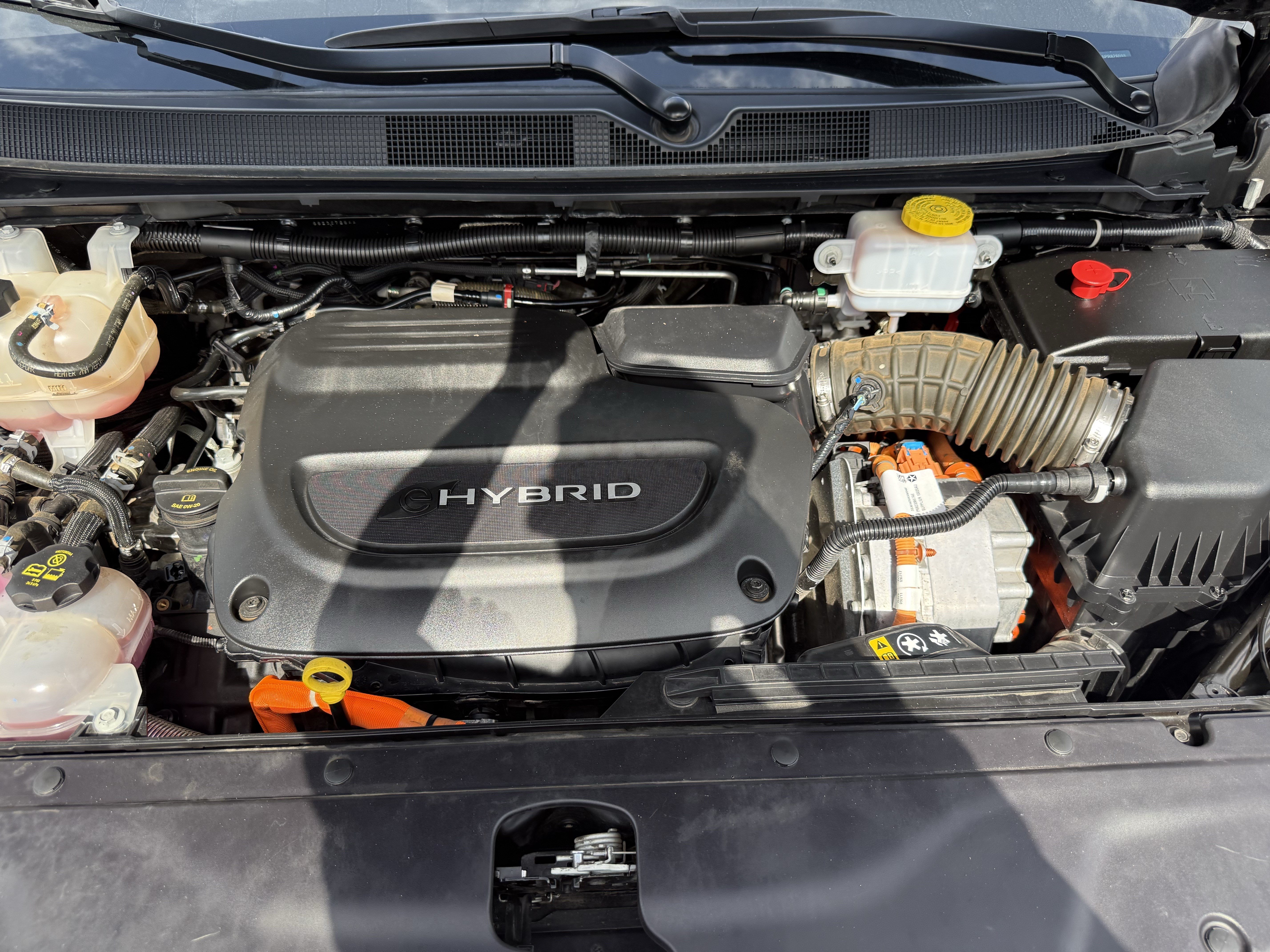 Used 2023 Chrysler Pacifica Touring-L FWD image 33