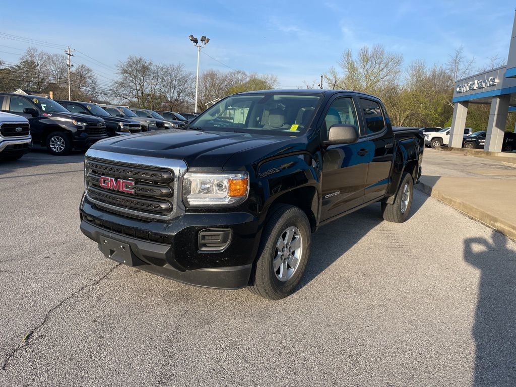 Used 2017 GMC Canyon 2WD Crew Cab w/ Convenience Package image 4