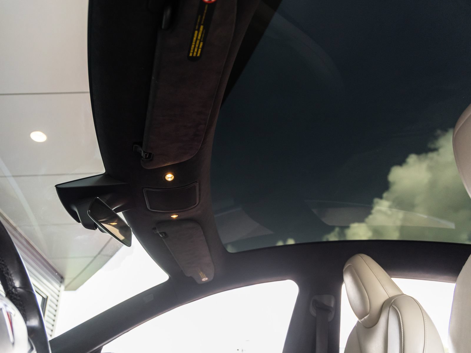 Used 2020 Tesla Model S Long Range AWD/4WD image 17