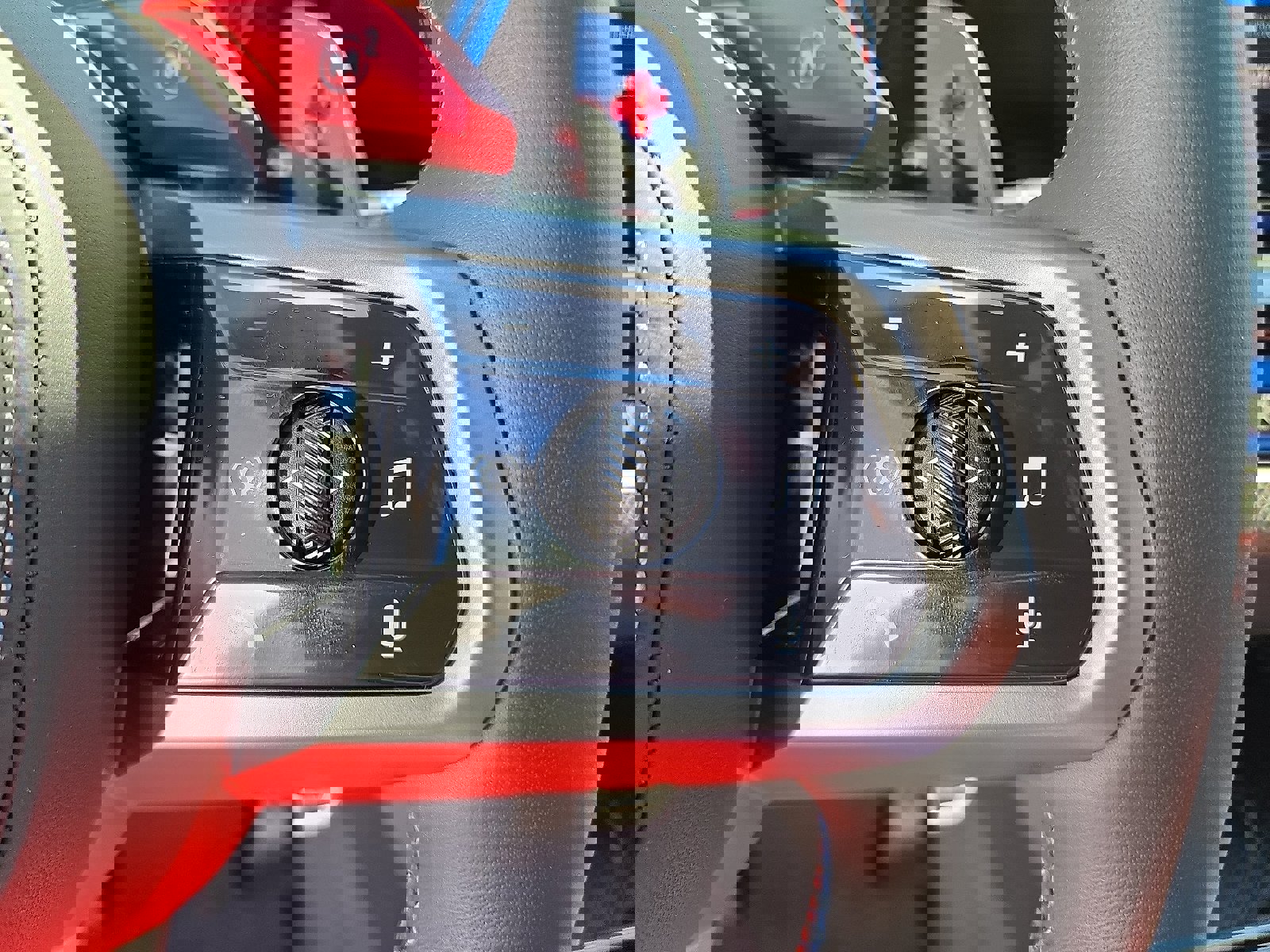 Used 2025 BMW M5 Touring w/ M Driver's Package image 25