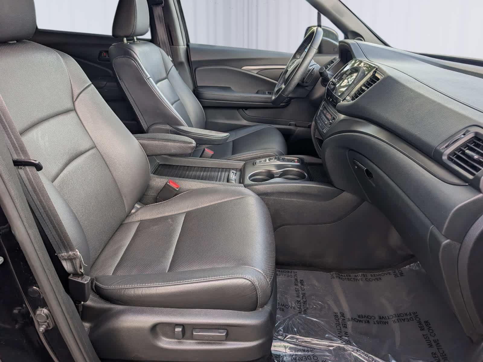 Used 2023 Honda Passport EX-L image 11