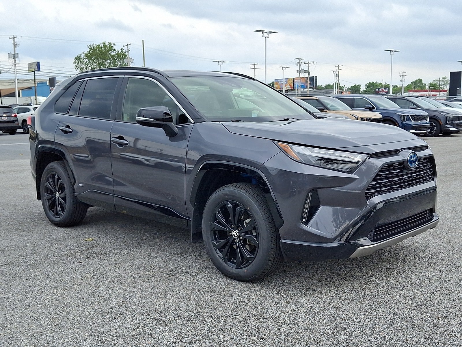 Used 2023 Toyota RAV4 XSE w/ XSE Grade Weather Package AWD/4WD image 3