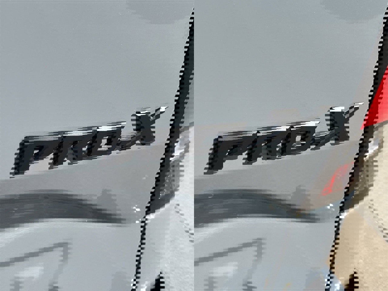 Certified 2024 Nissan Frontier Pro-X image 6