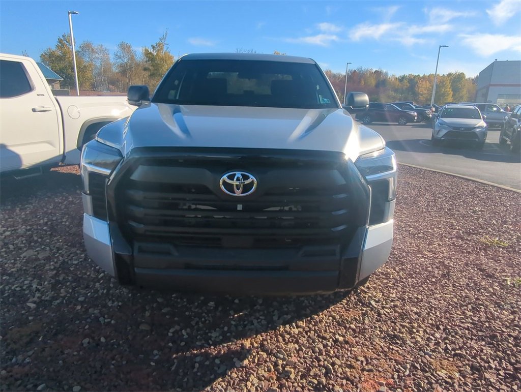 New 2026 Toyota Tundra SR image 3