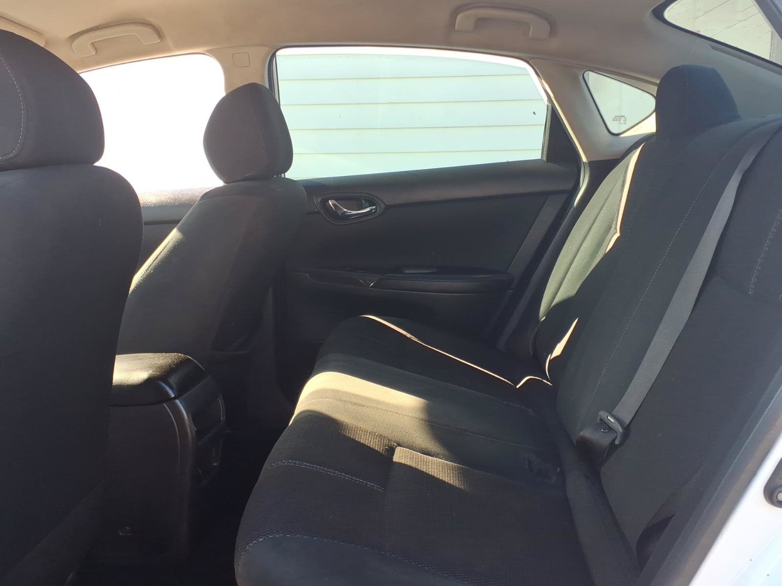 Used 2018 Nissan Sentra S FWD image 9
