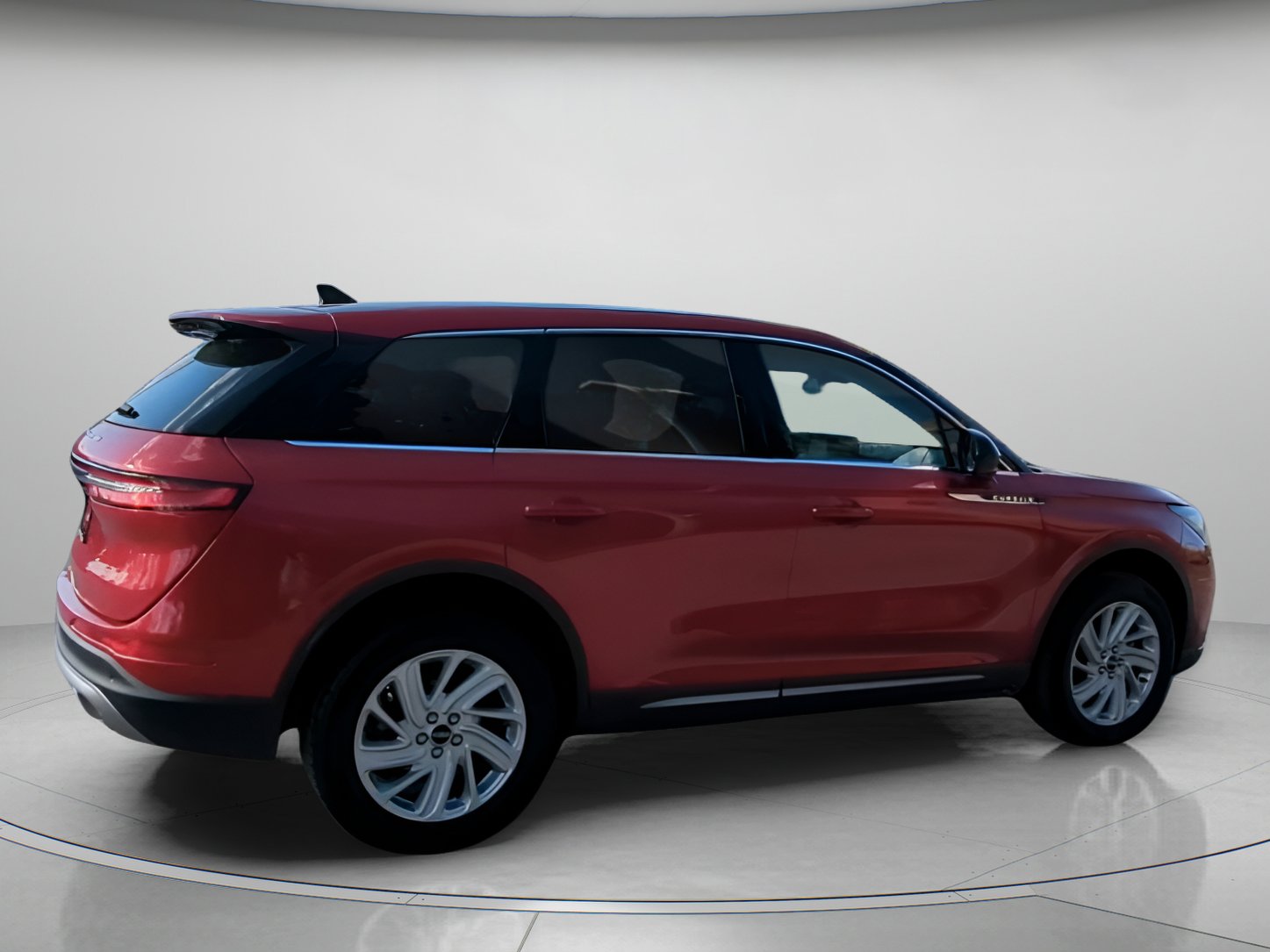 Used 2025 Lincoln Corsair FWD image 29