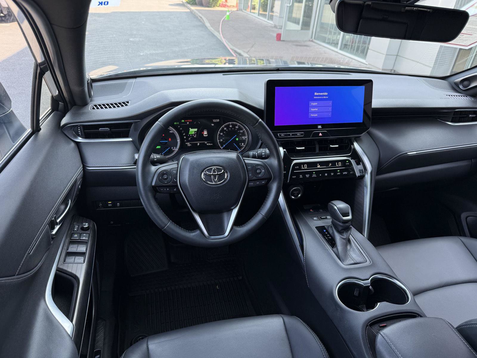 Certified 2024 Toyota Venza XLE AWD/4WD image 16