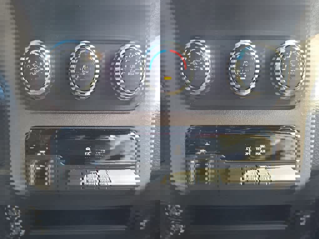 Used 2022 RAM 2500 Tradesman image 14