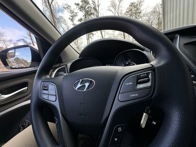 Used 2017 Hyundai Santa Fe Sport image 19