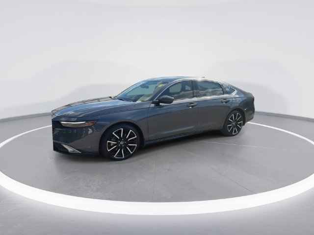 Used 2024 Honda Accord Touring image 4