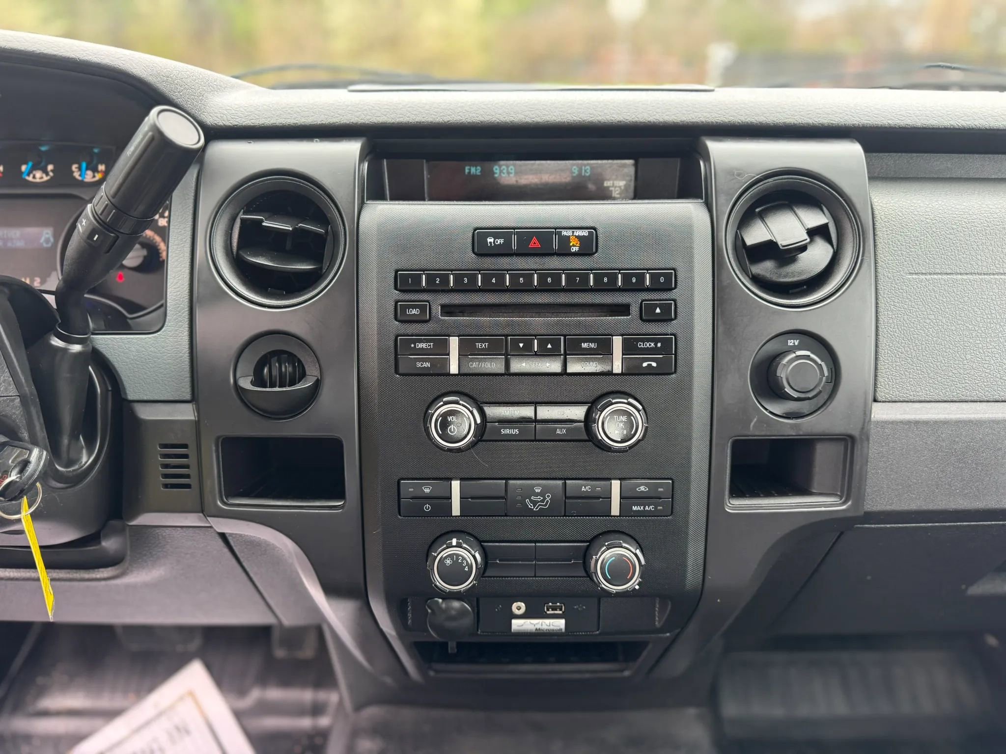 Used 2013 Ford F150 XL w/ Mid Equipment Group RWD image 17