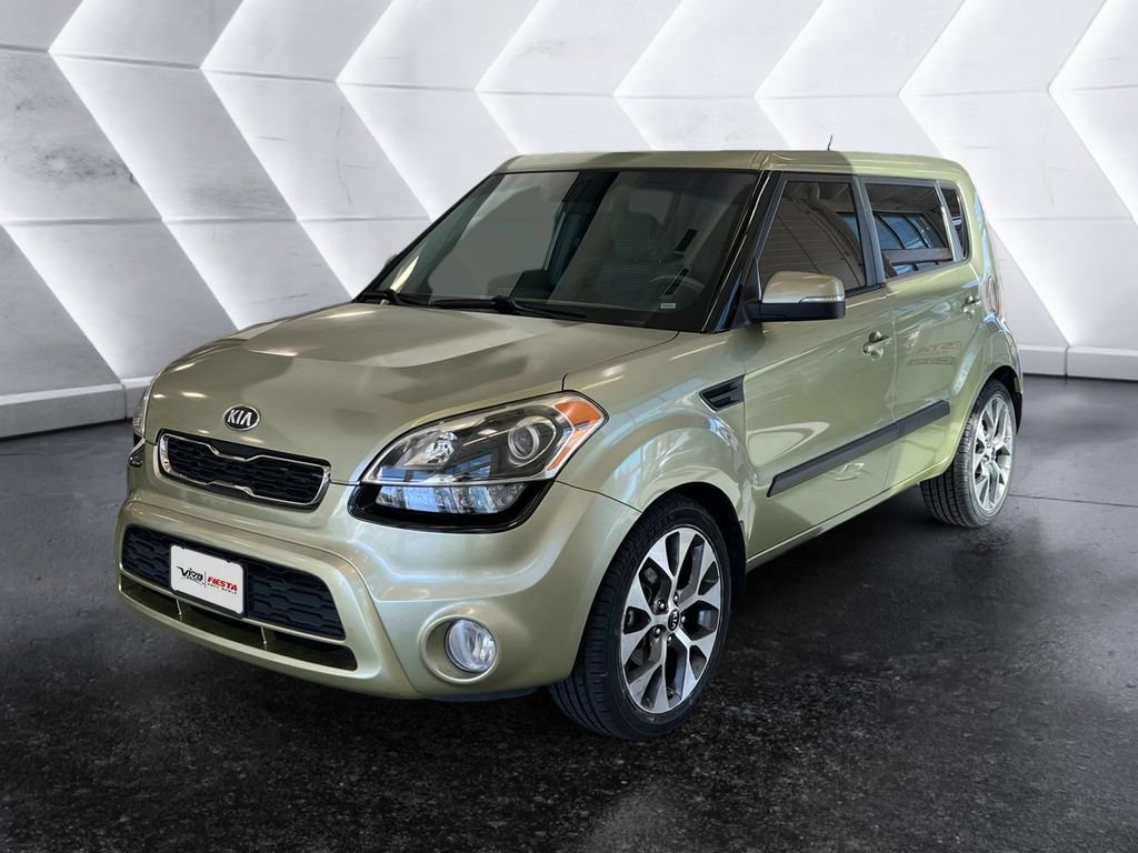 Used 2013 Kia Soul ! FWD image 3